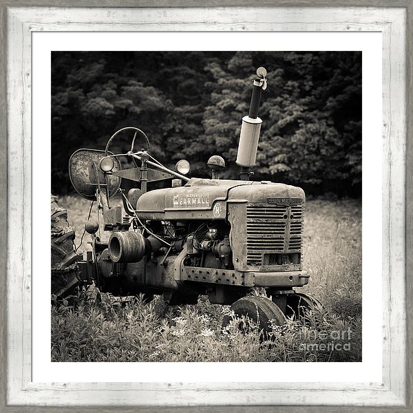 The old tractor farmhouse art