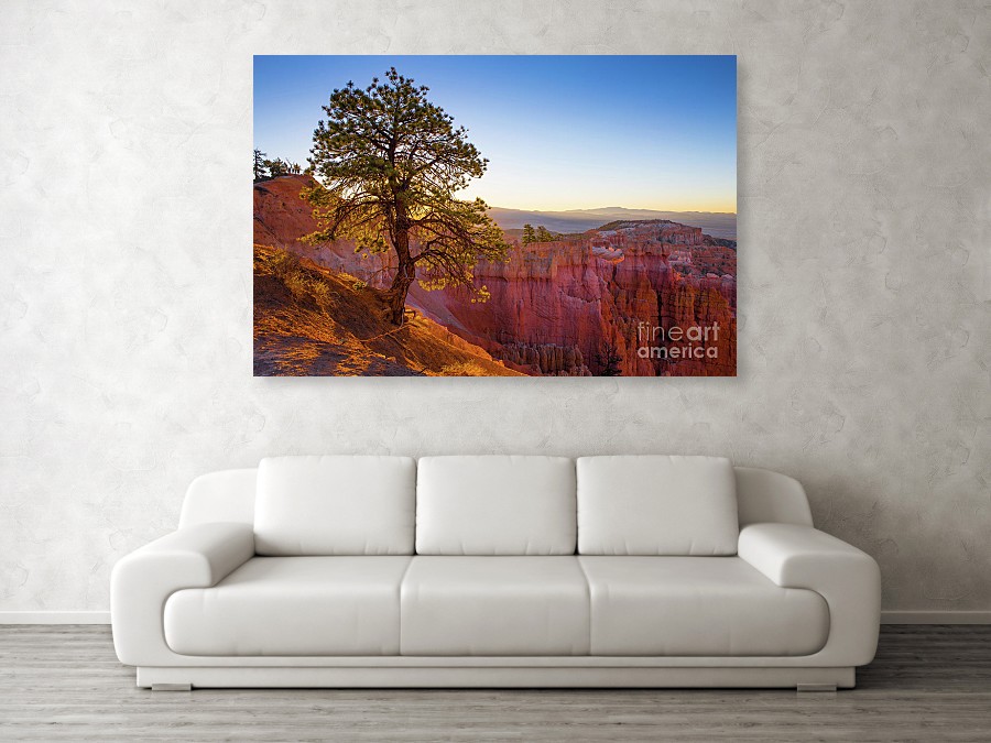 Sunrise at Bryce Canyon