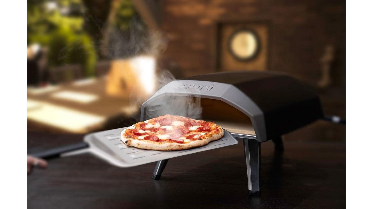 outside pizza oven